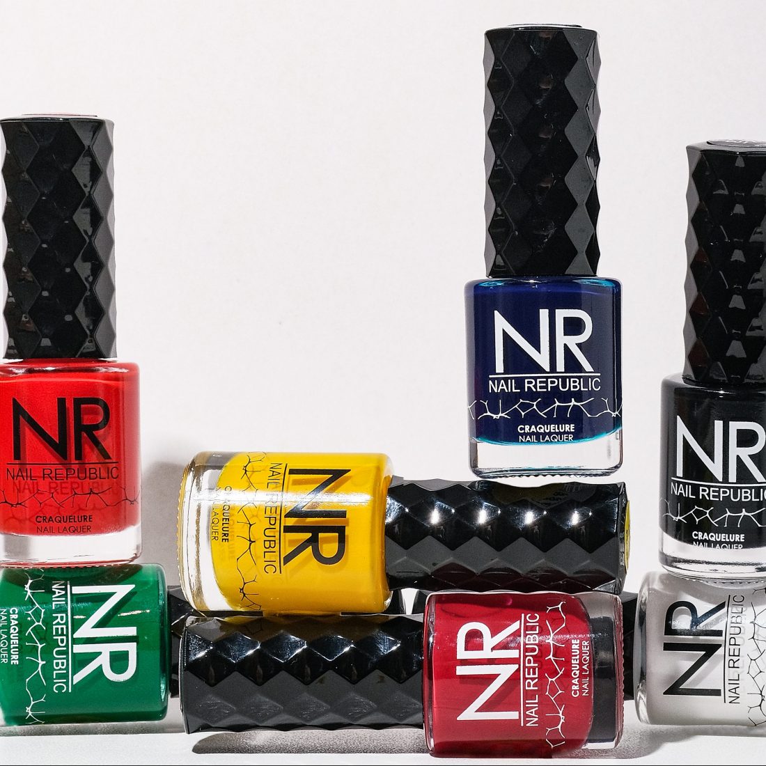 Nail Republic кракелюр. Интересные картинки бренда нейл Репаблик.